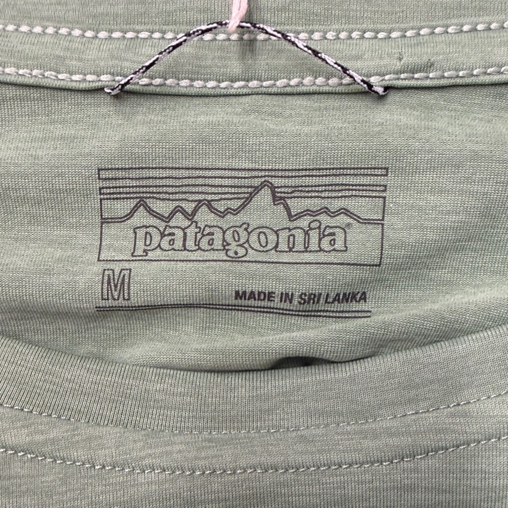 Patagonia Women's Green Long Sleeve Tee - Picture 6 of 8